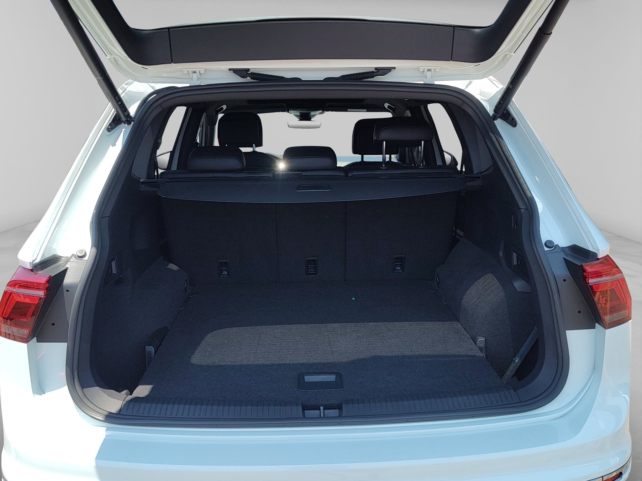 2023 Volkswagen Tiguan 2.0 R-Line At