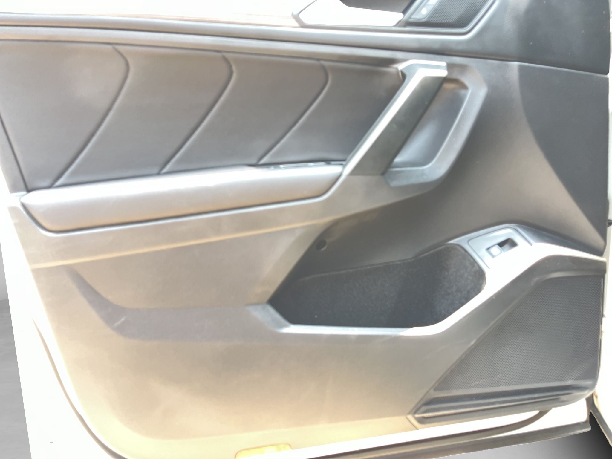 2024 Volkswagen Tiguan 2.0 R-Line At