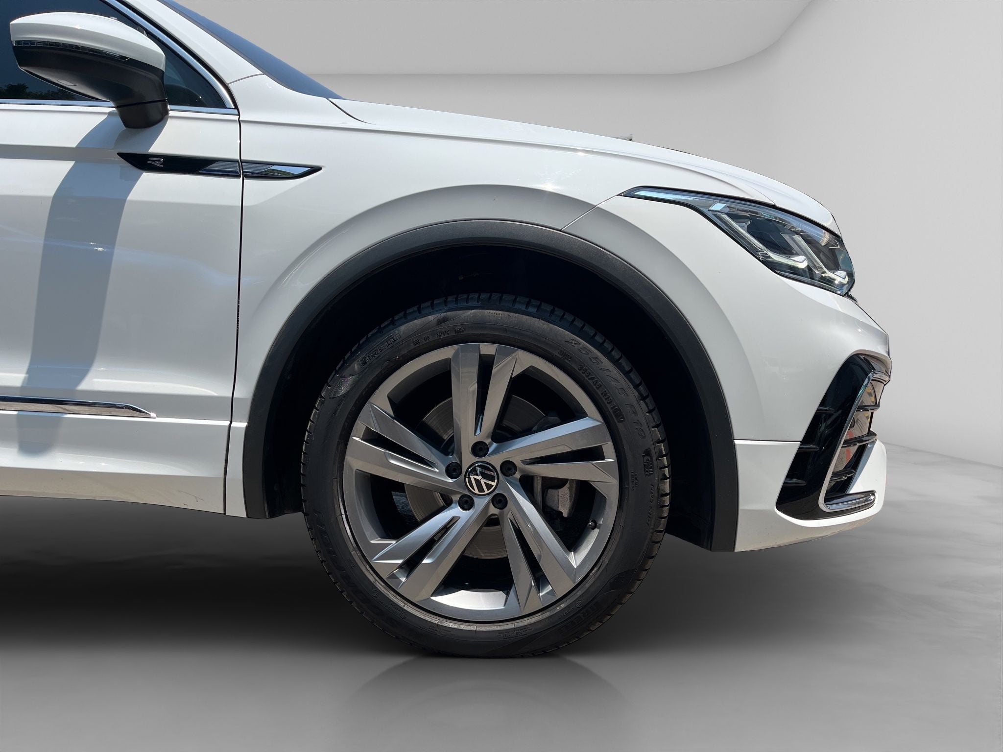 2024 Volkswagen Tiguan 2.0 R-Line At