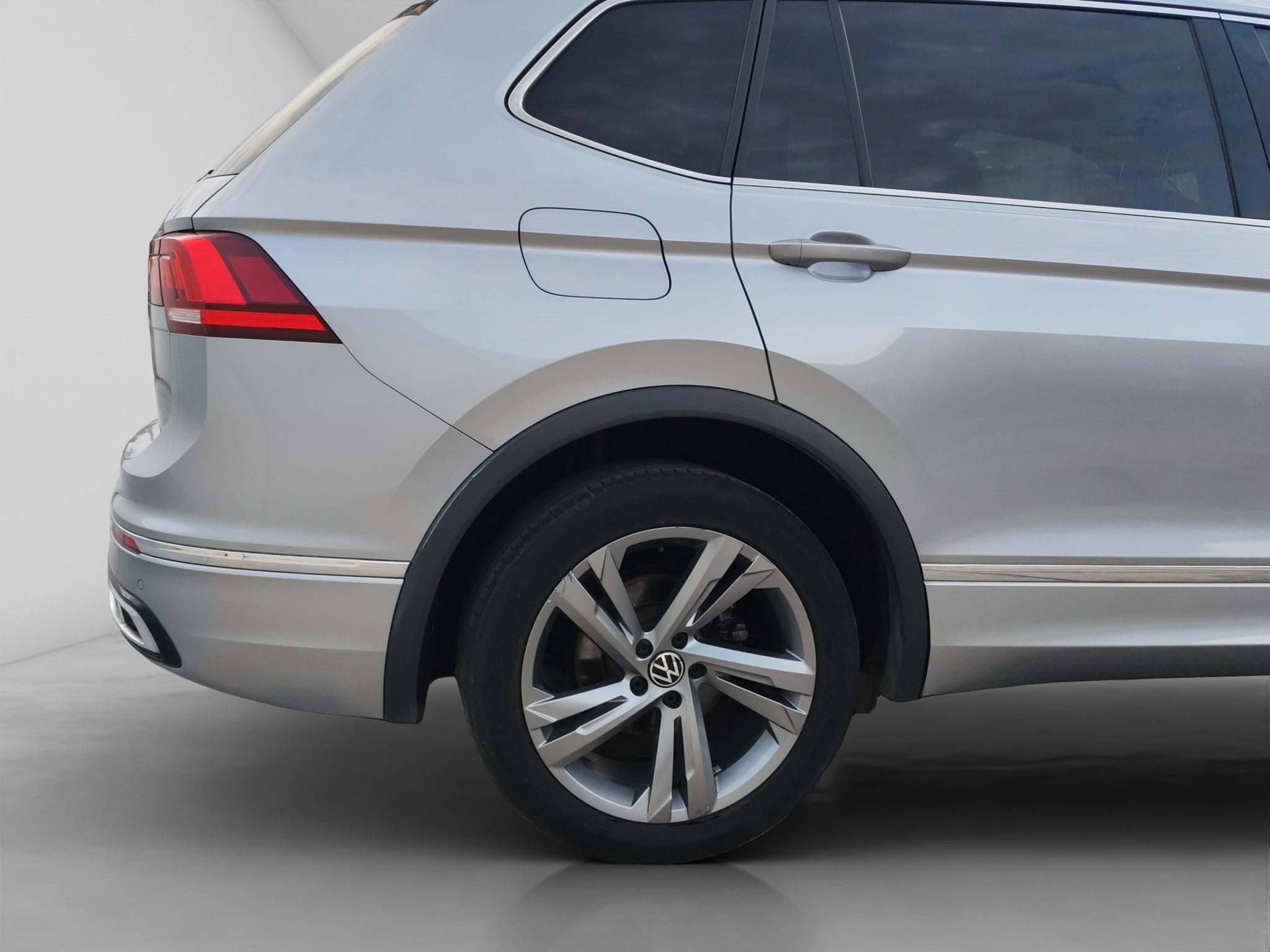 2023 Volkswagen Tiguan 1.4 R-Line At