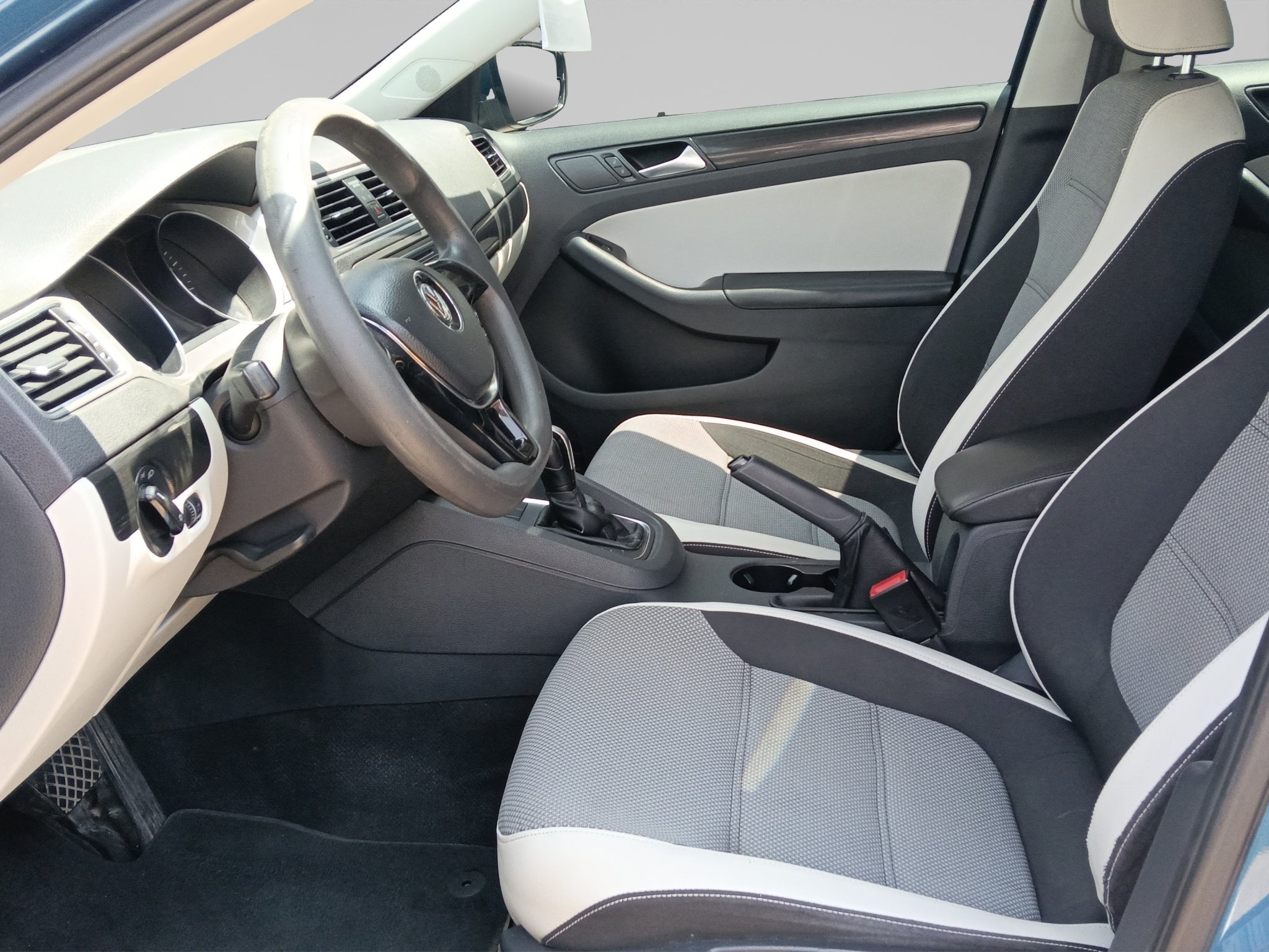 2017 Volkswagen Jetta 2.0 Live Mt