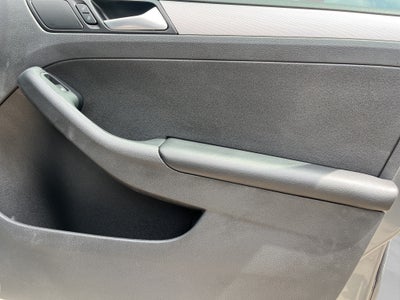 2017 Volkswagen Jetta 2.5 Sportline Mt