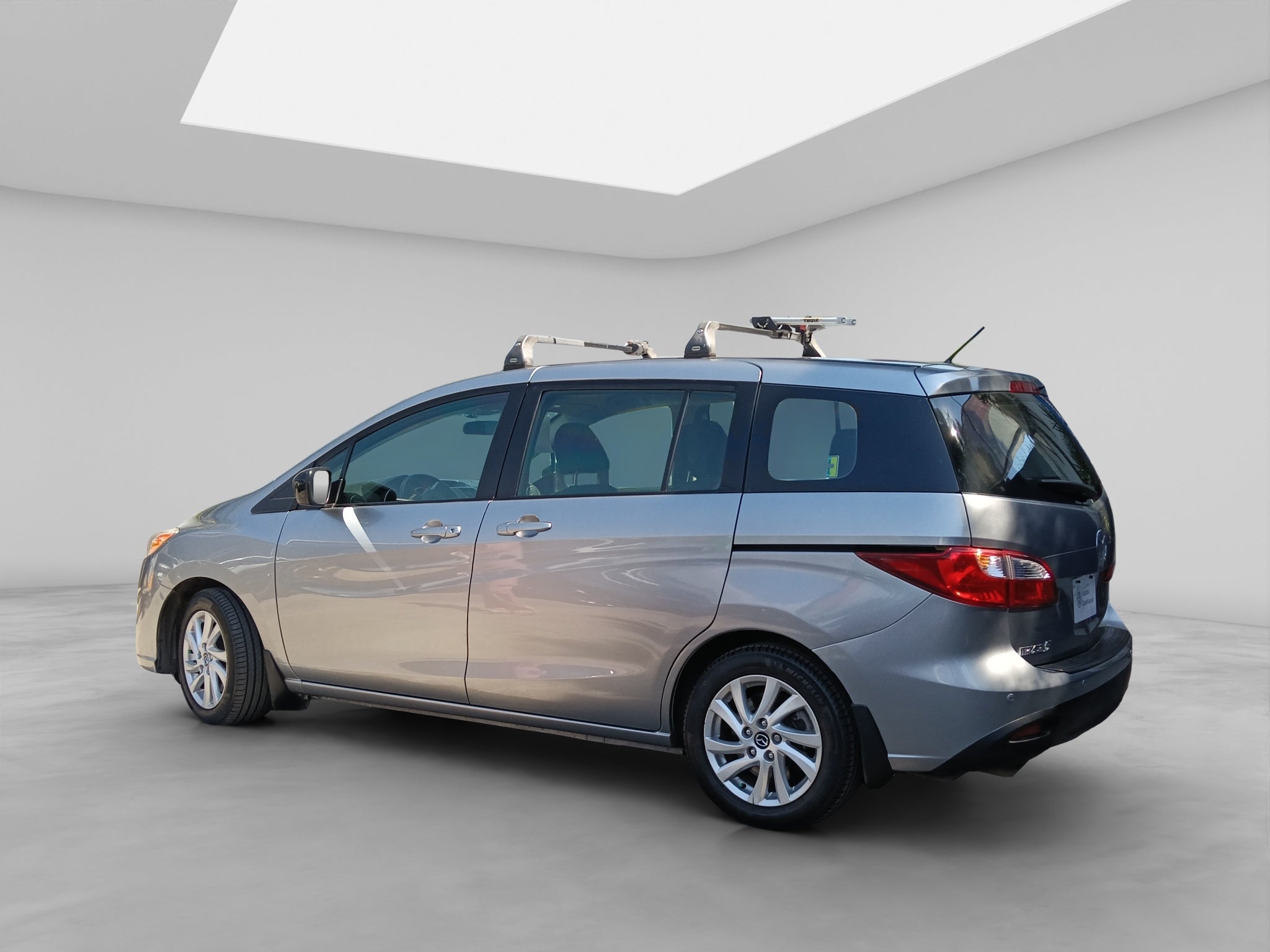 2015 Mazda Mazda 5 2.5 Sport At