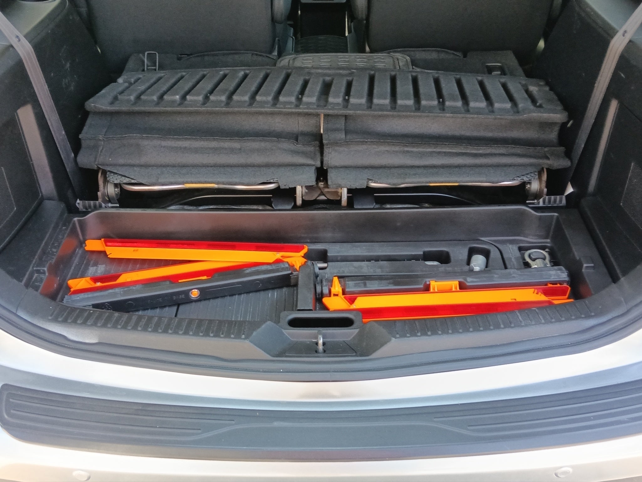 2015 Mazda Mazda 5 2.5 Sport At