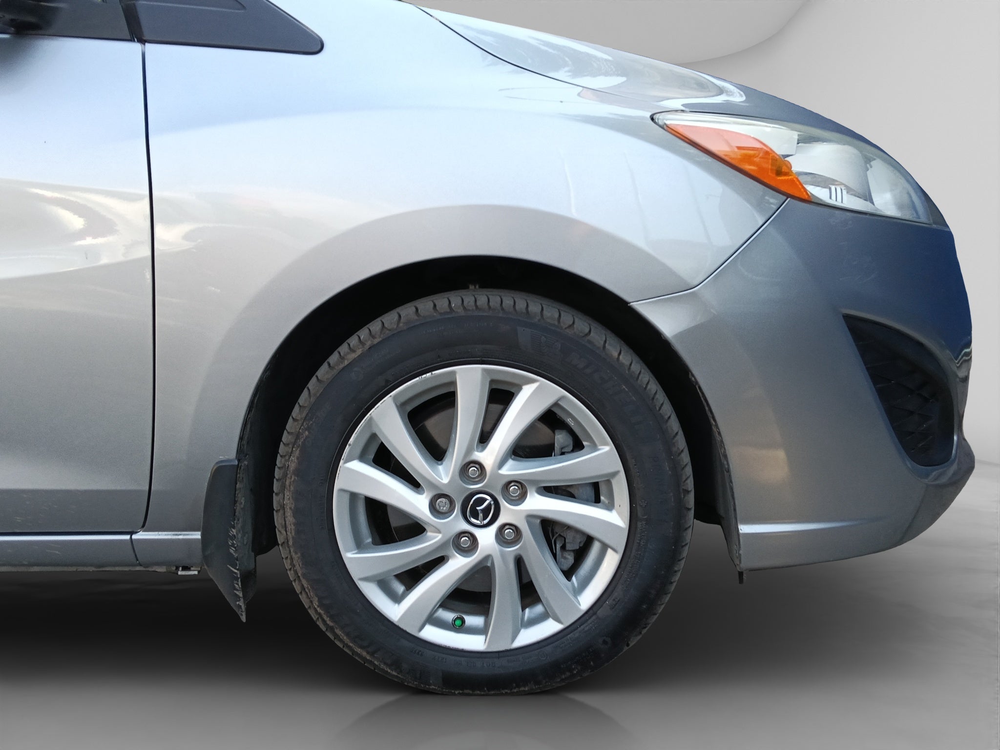 2015 Mazda Mazda 5 2.5 Sport At