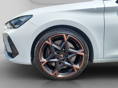 2025 Cupra Leon 2.0 300 At