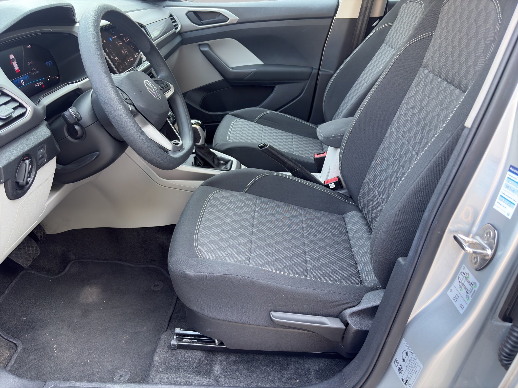 2023 Volkswagen Taigun 1.0 Comfortline At