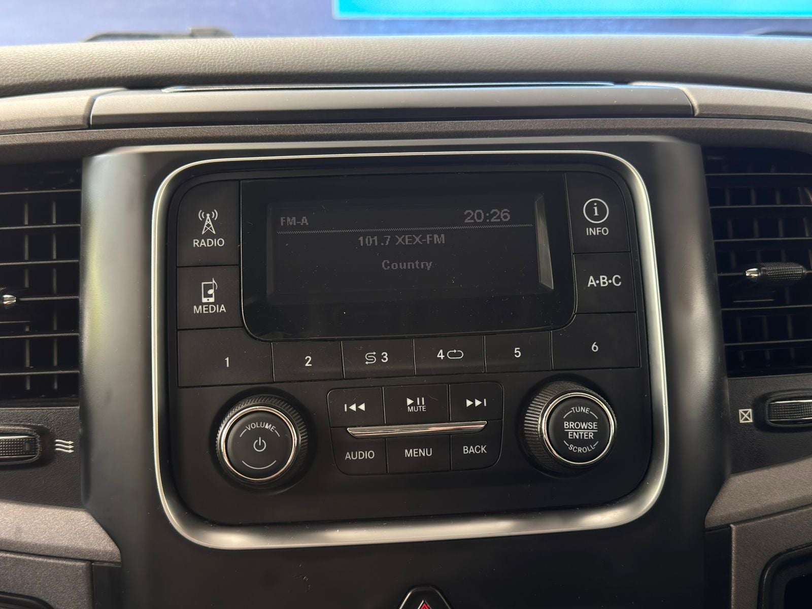 2020 RAM 1500 3.6 V6 ST Cab Regular 4x2 At