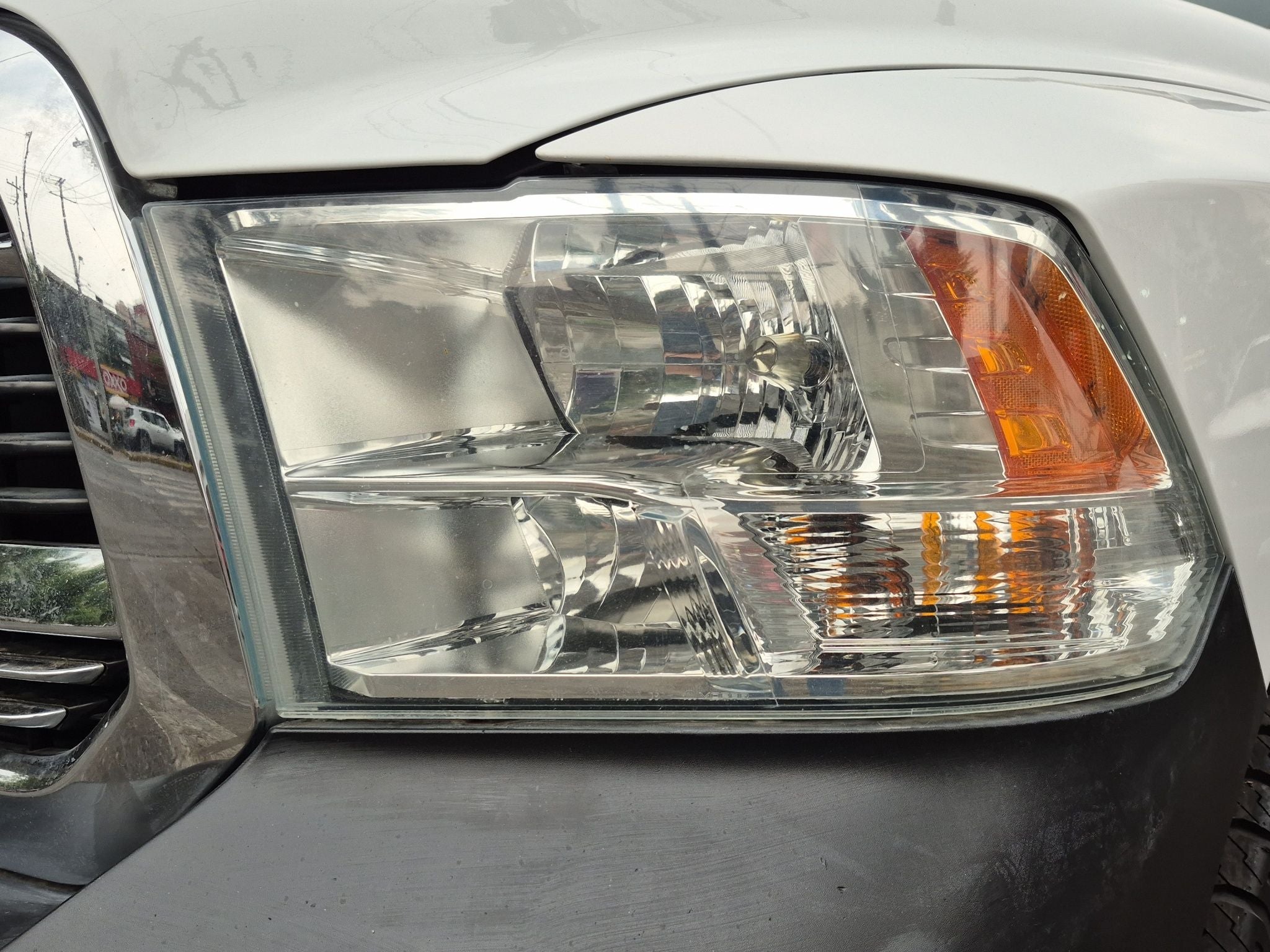 2020 RAM 1500 SLT Trabajo Crew Cab