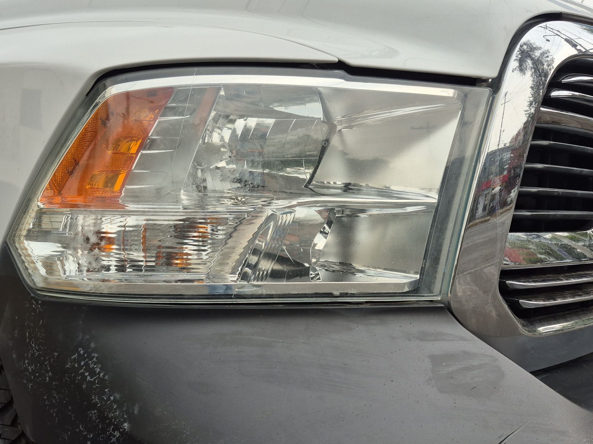 2020 RAM 1500 SLT Trabajo Crew Cab