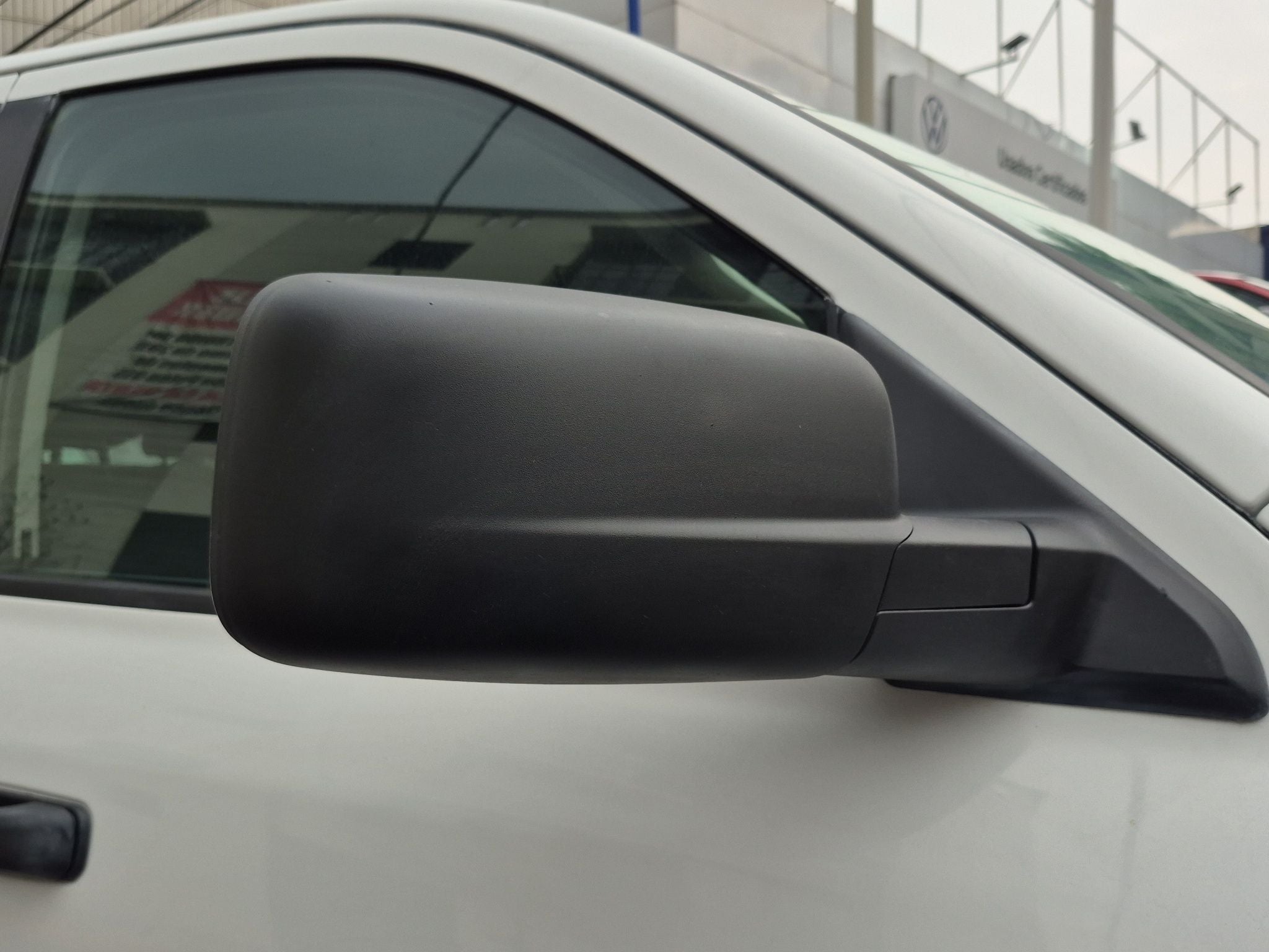 2020 RAM 1500 SLT Trabajo Crew Cab