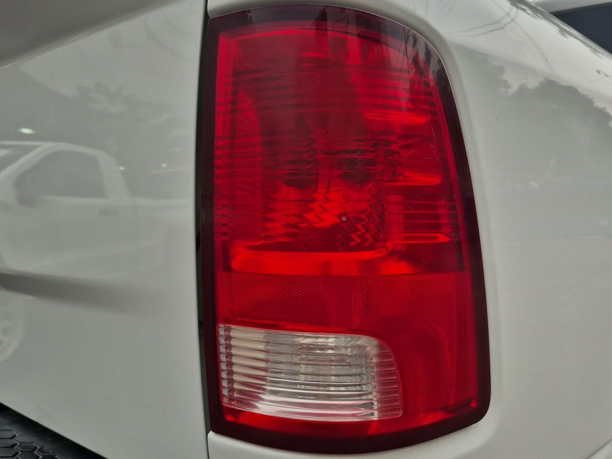 2020 RAM 1500 SLT Trabajo Crew Cab