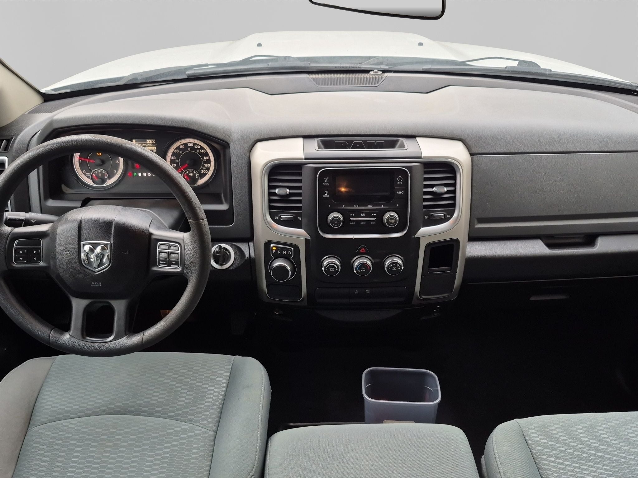 2020 RAM 1500 SLT Trabajo Crew Cab