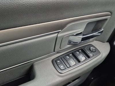 2020 RAM 1500 SLT Trabajo Crew Cab