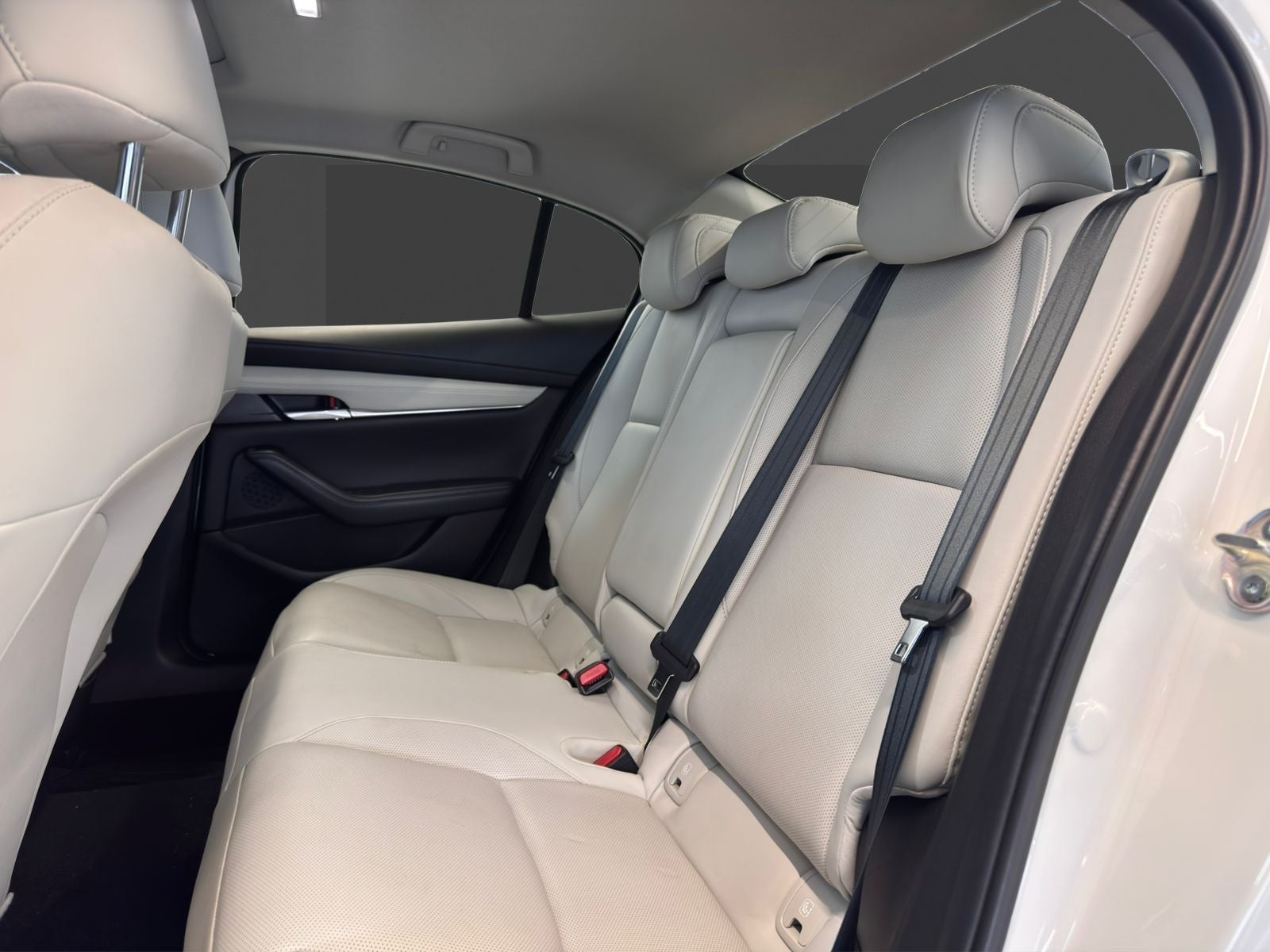 2025 Mazda Mazda 3 2.5 Signature Sedan At