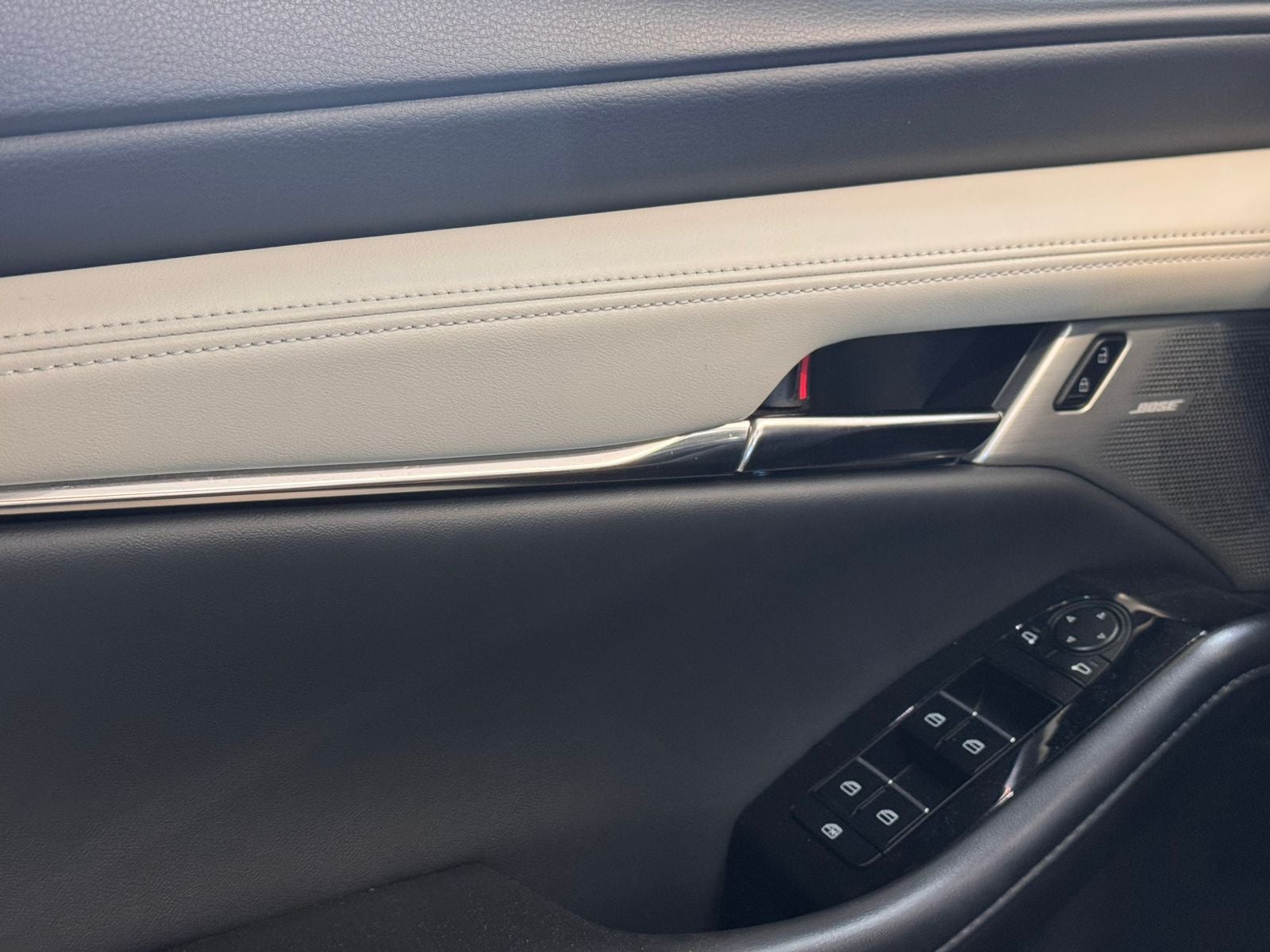 2025 Mazda Mazda 3 2.5 Signature Sedan At