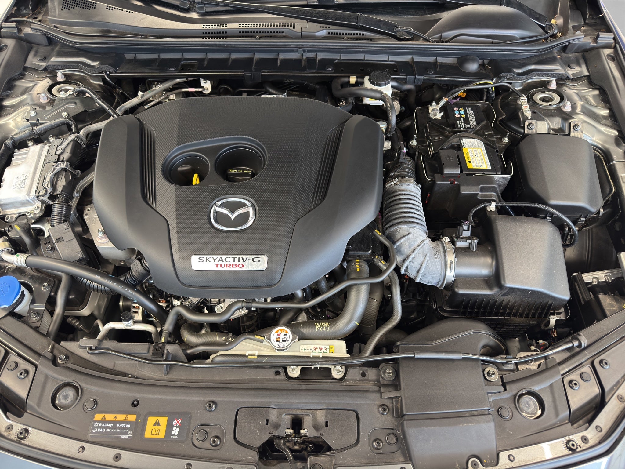 2025 Mazda Mazda 3 2.5 Signature Sedan At