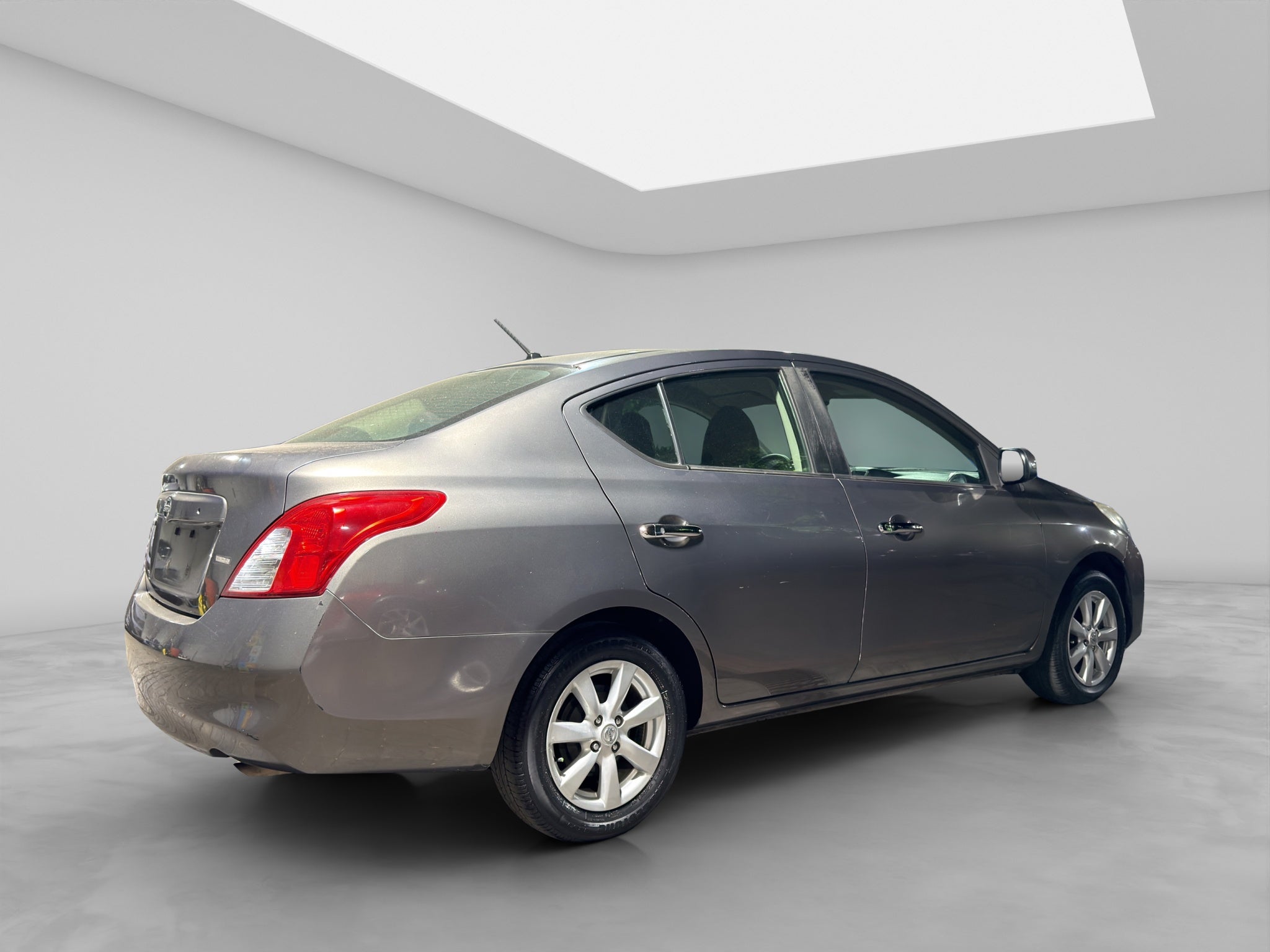2014 Nissan Versa 1.6 Advance At