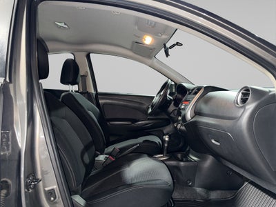 2014 Nissan Versa 1.6 Advance At