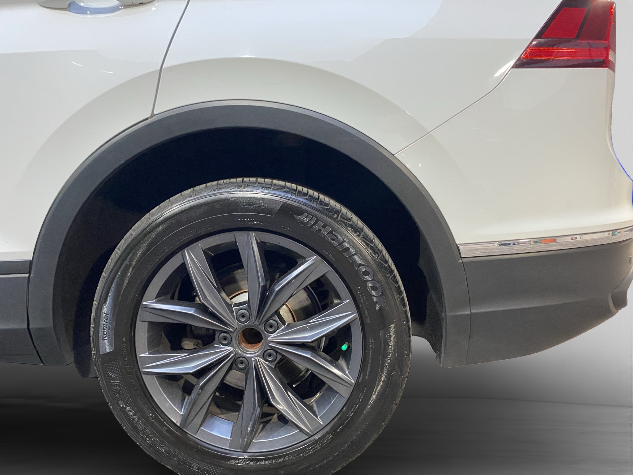 2022 Volkswagen Tiguan 1.4 Comfortline 7p At piel