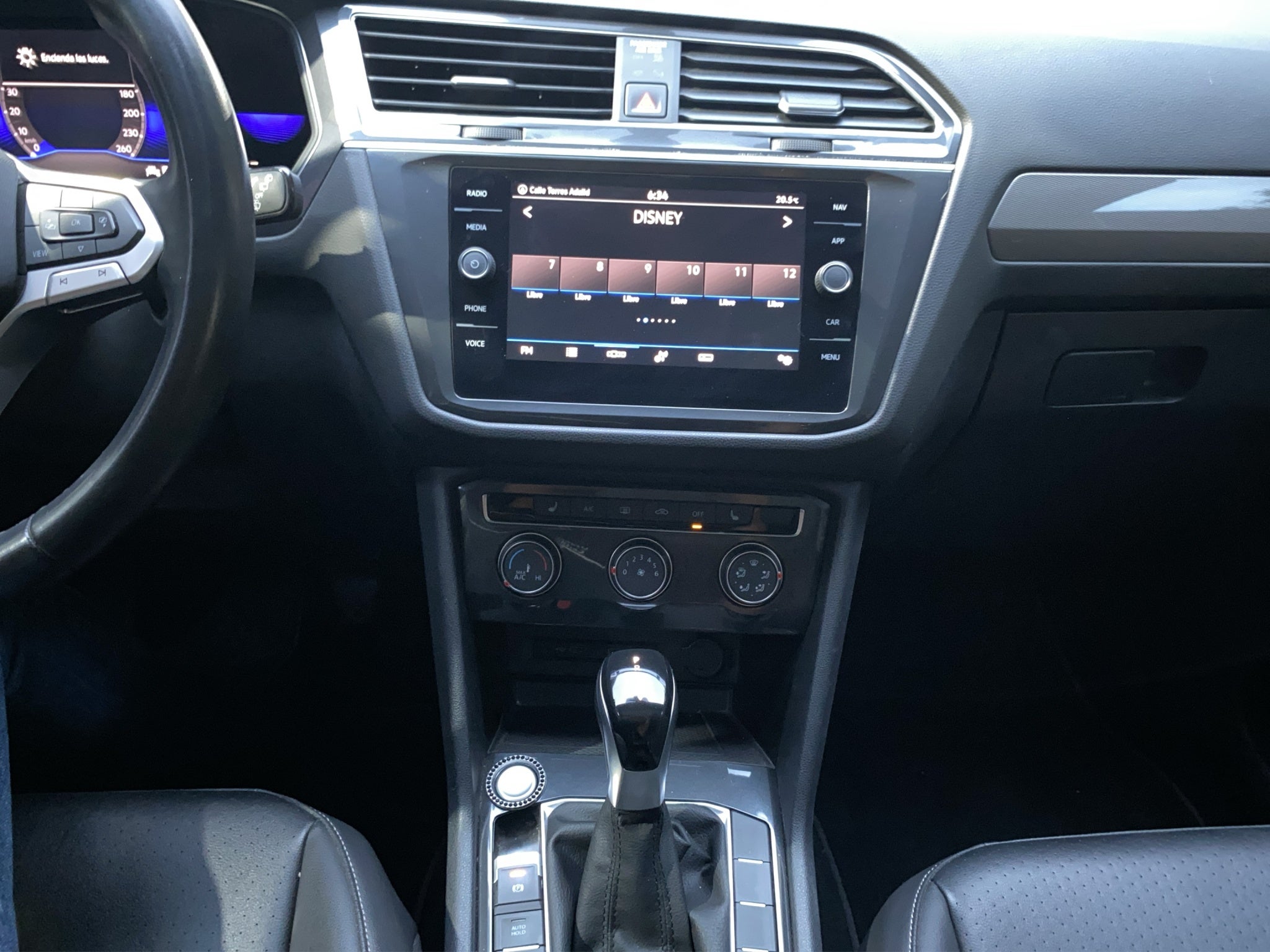 2022 Volkswagen Tiguan 1.4 Comfortline 7p At piel