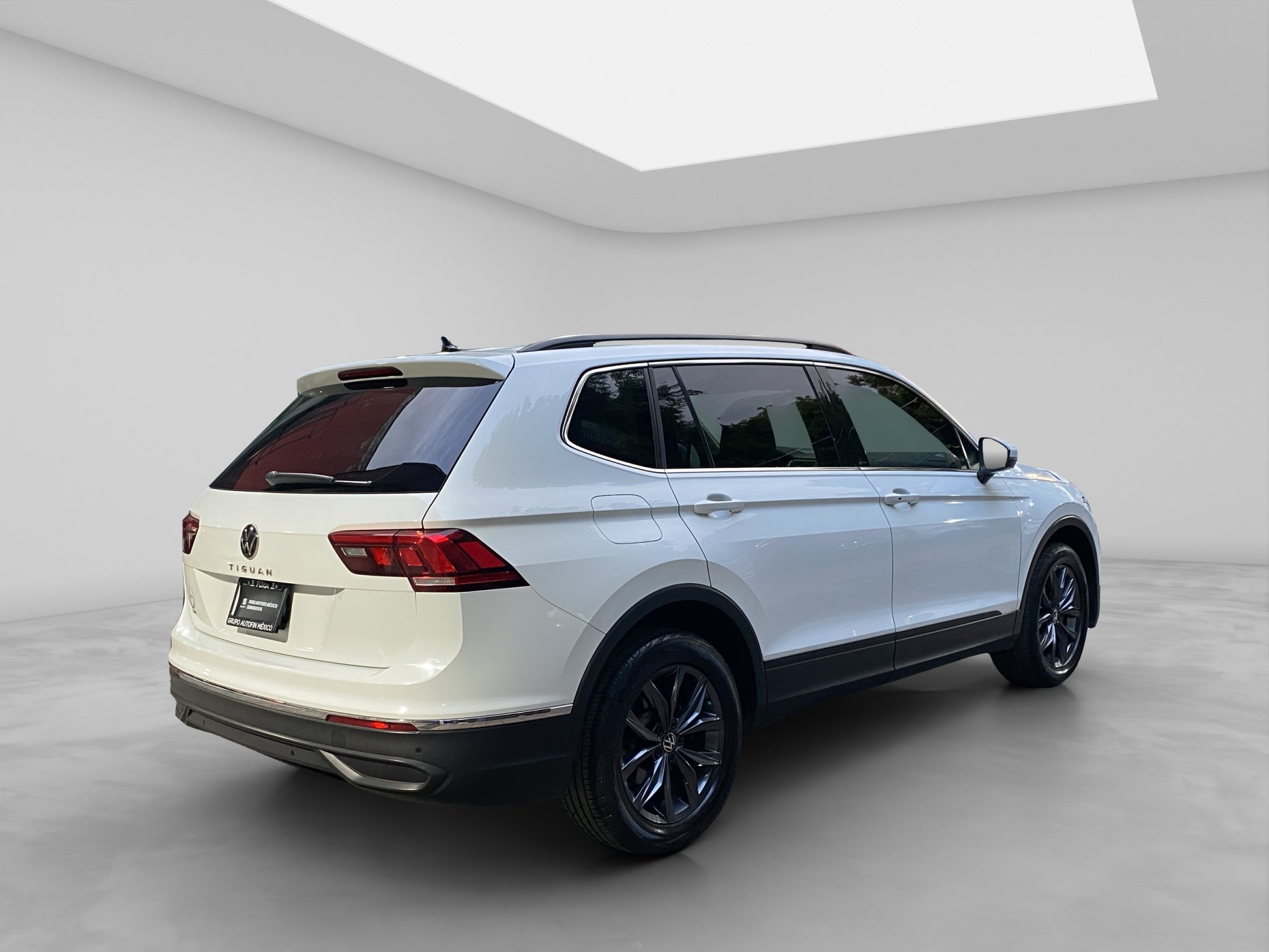 2022 Volkswagen Tiguan 1.4 Comfortline 7p At piel