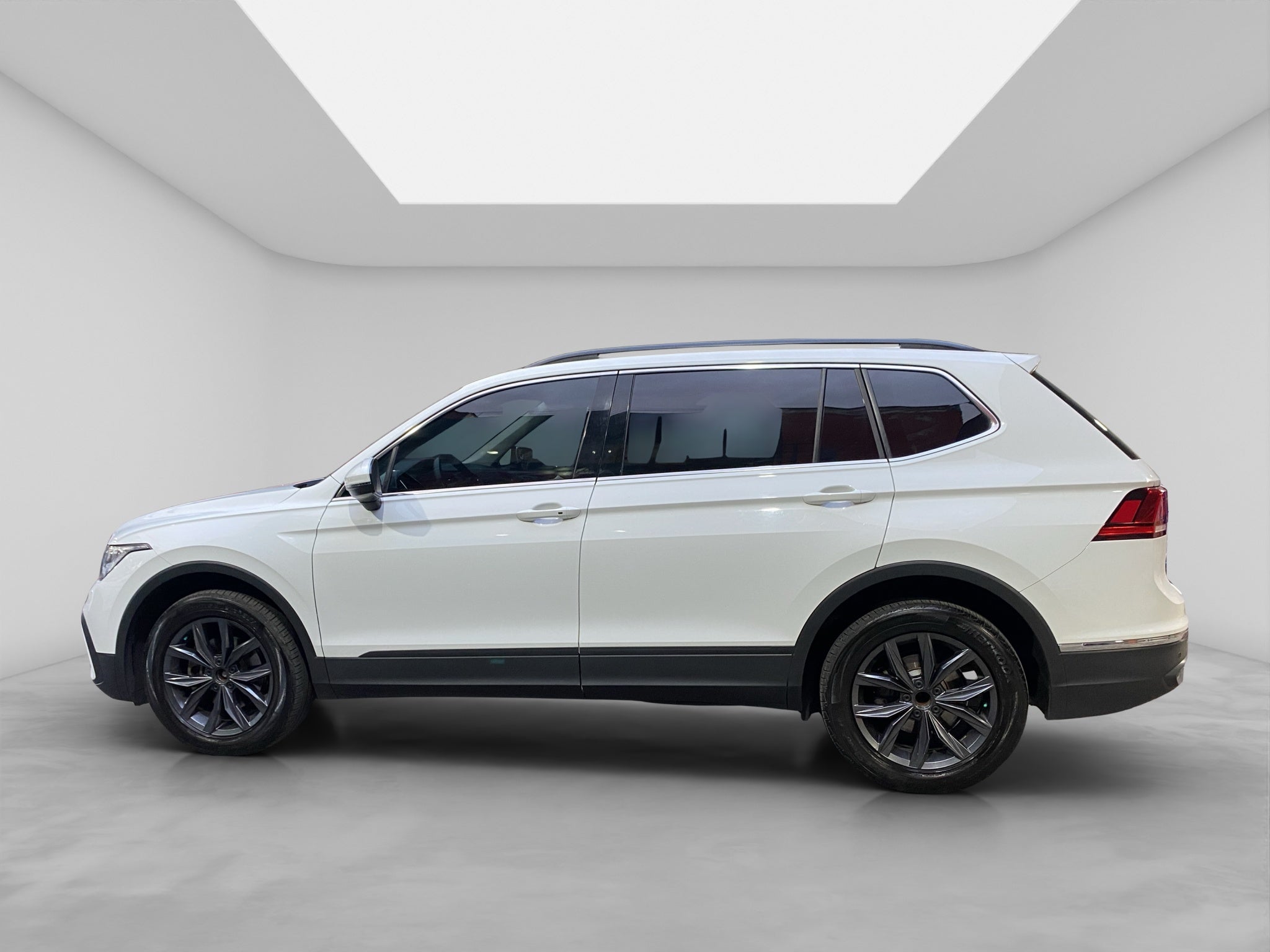 2022 Volkswagen Tiguan 1.4 Comfortline 7p At piel