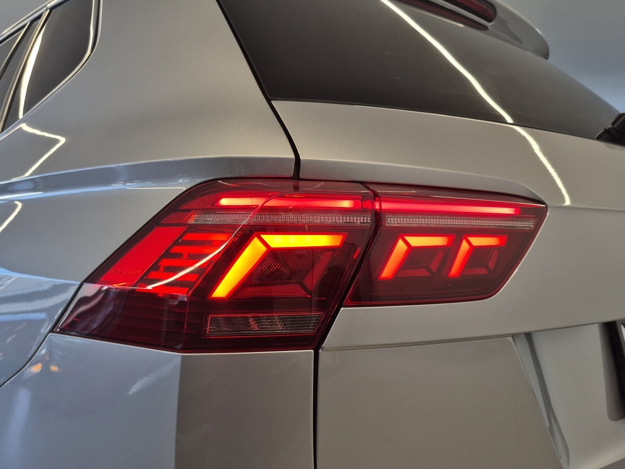 2022 Volkswagen Tiguan 2.0 R-Line 5p At