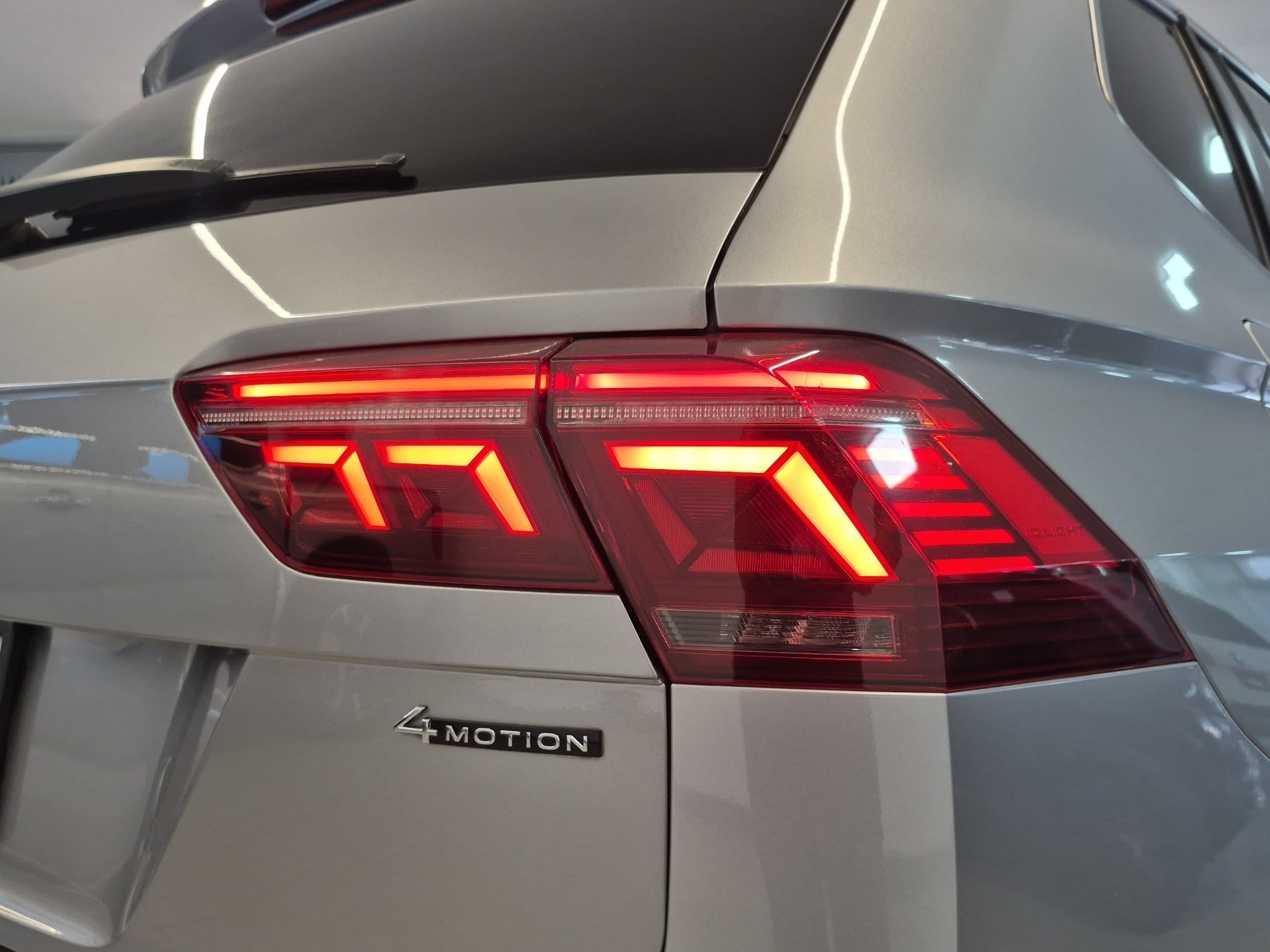 2022 Volkswagen Tiguan 2.0 R-Line 5p At