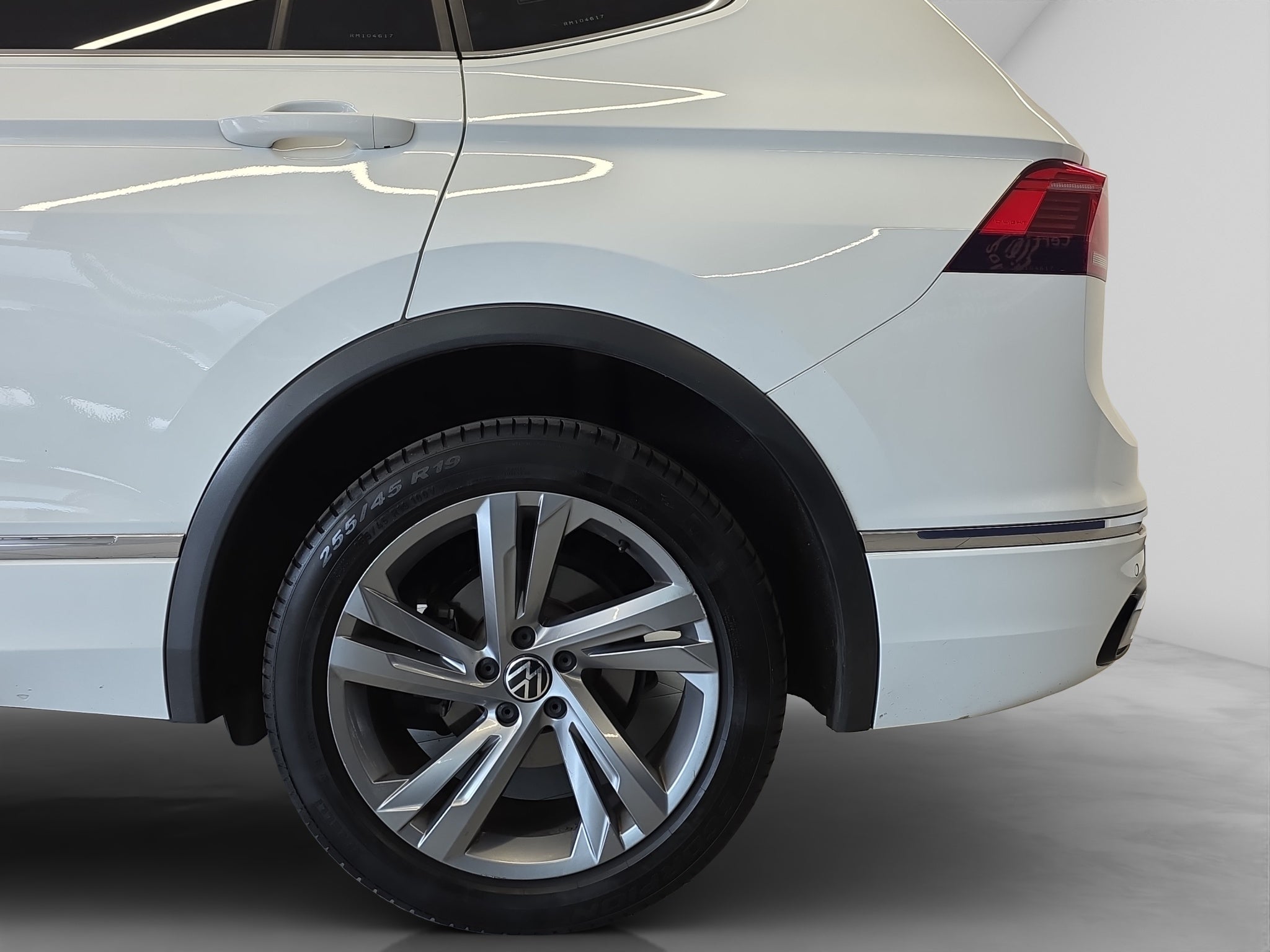 2024 Volkswagen Tiguan 2.0 R-Line At