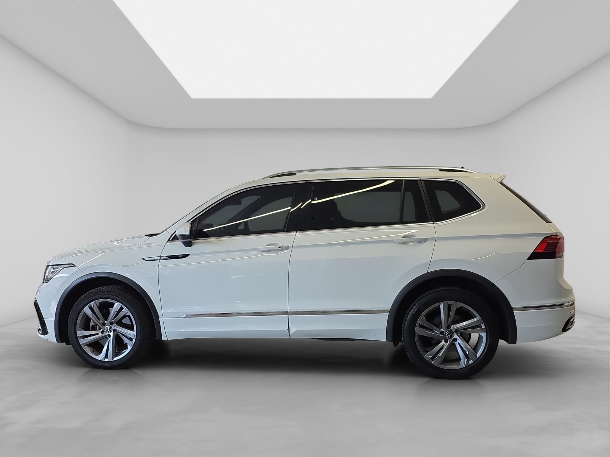 2024 Volkswagen Tiguan 2.0 R-Line At