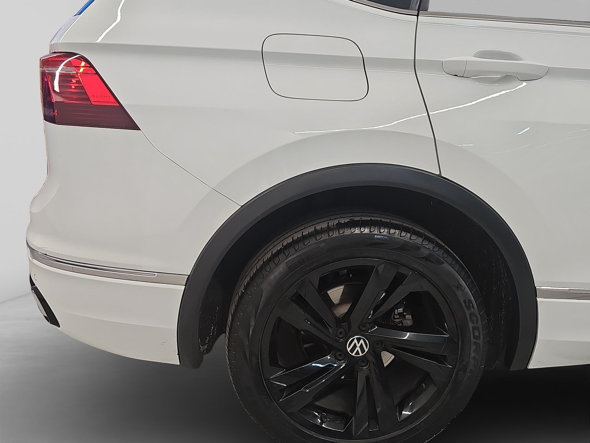 2023 Volkswagen Tiguan 2.0 R-Line At