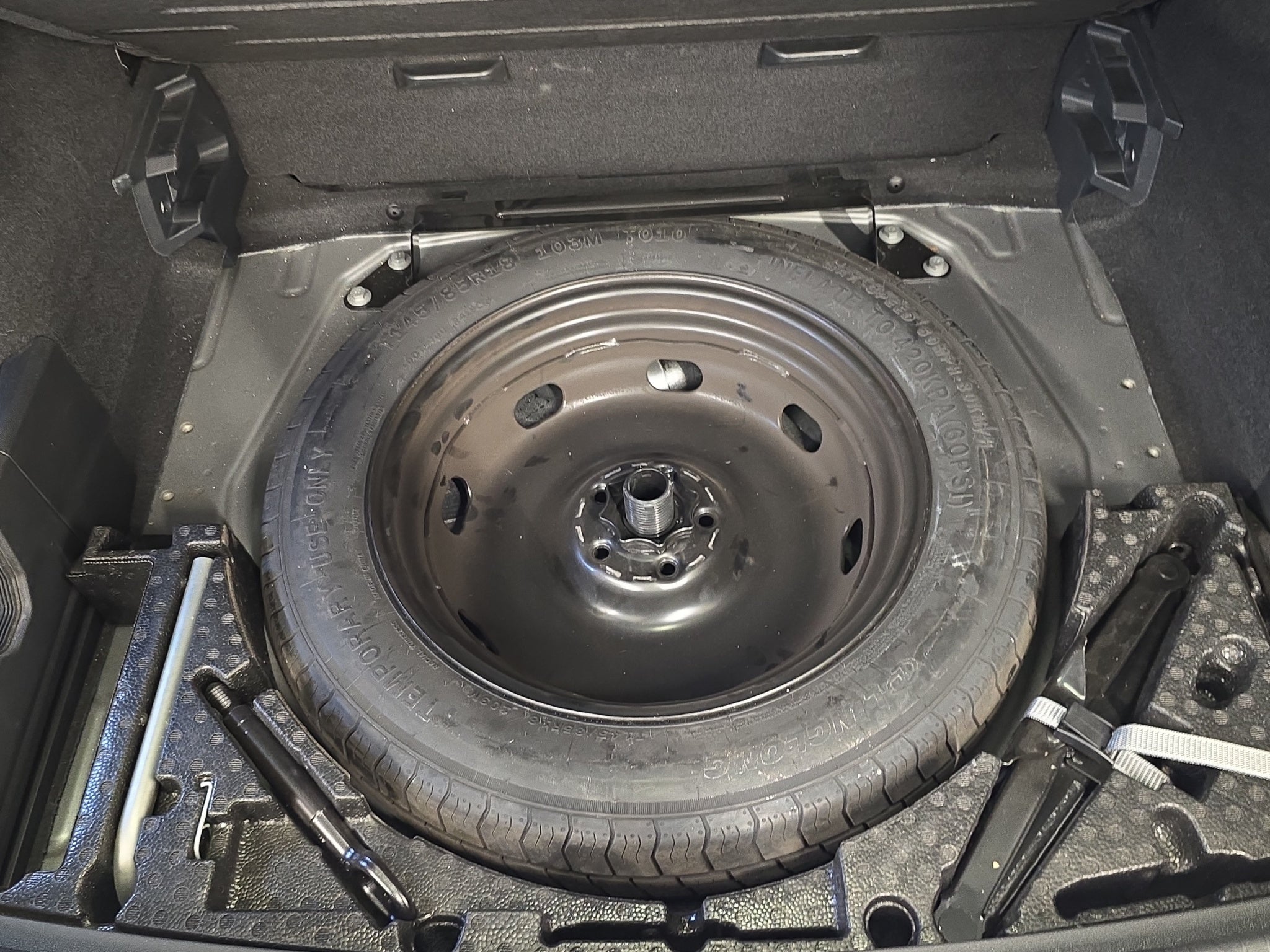 2023 Volkswagen Tiguan 2.0 R-Line At