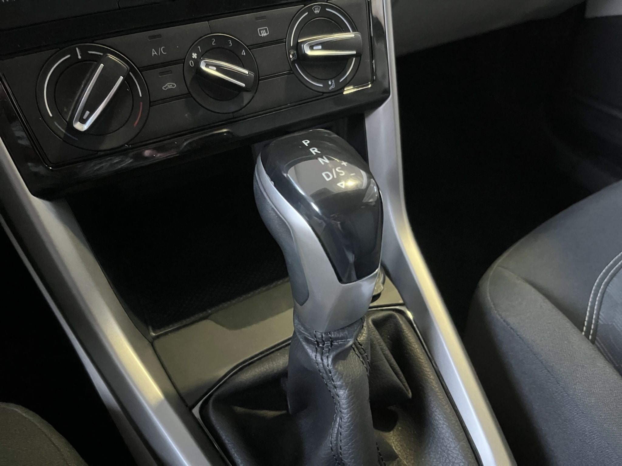 2024 Volkswagen Taigun 1.6 Trendline At