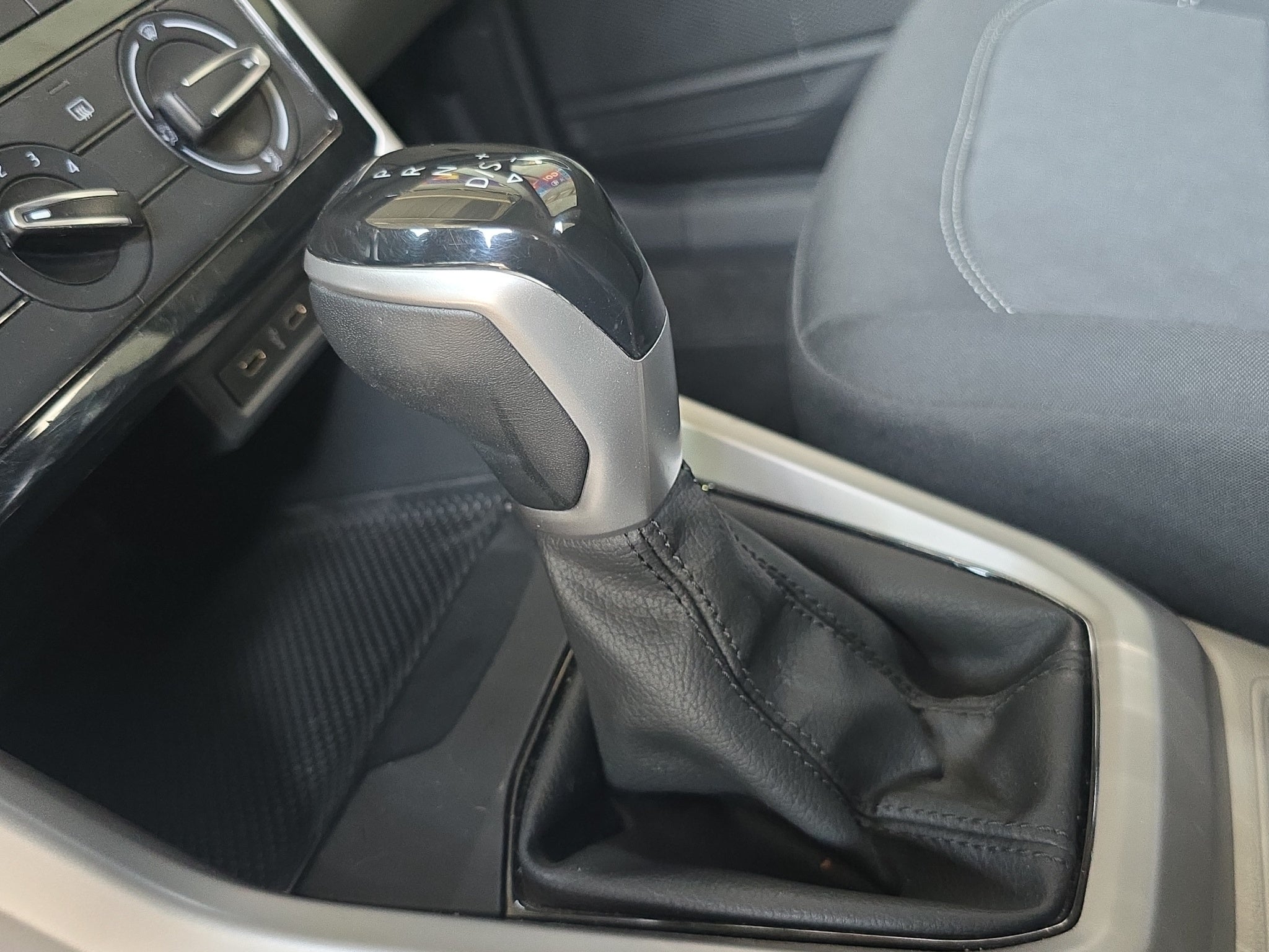 2025 Volkswagen Taigun 1.0 Trendline At