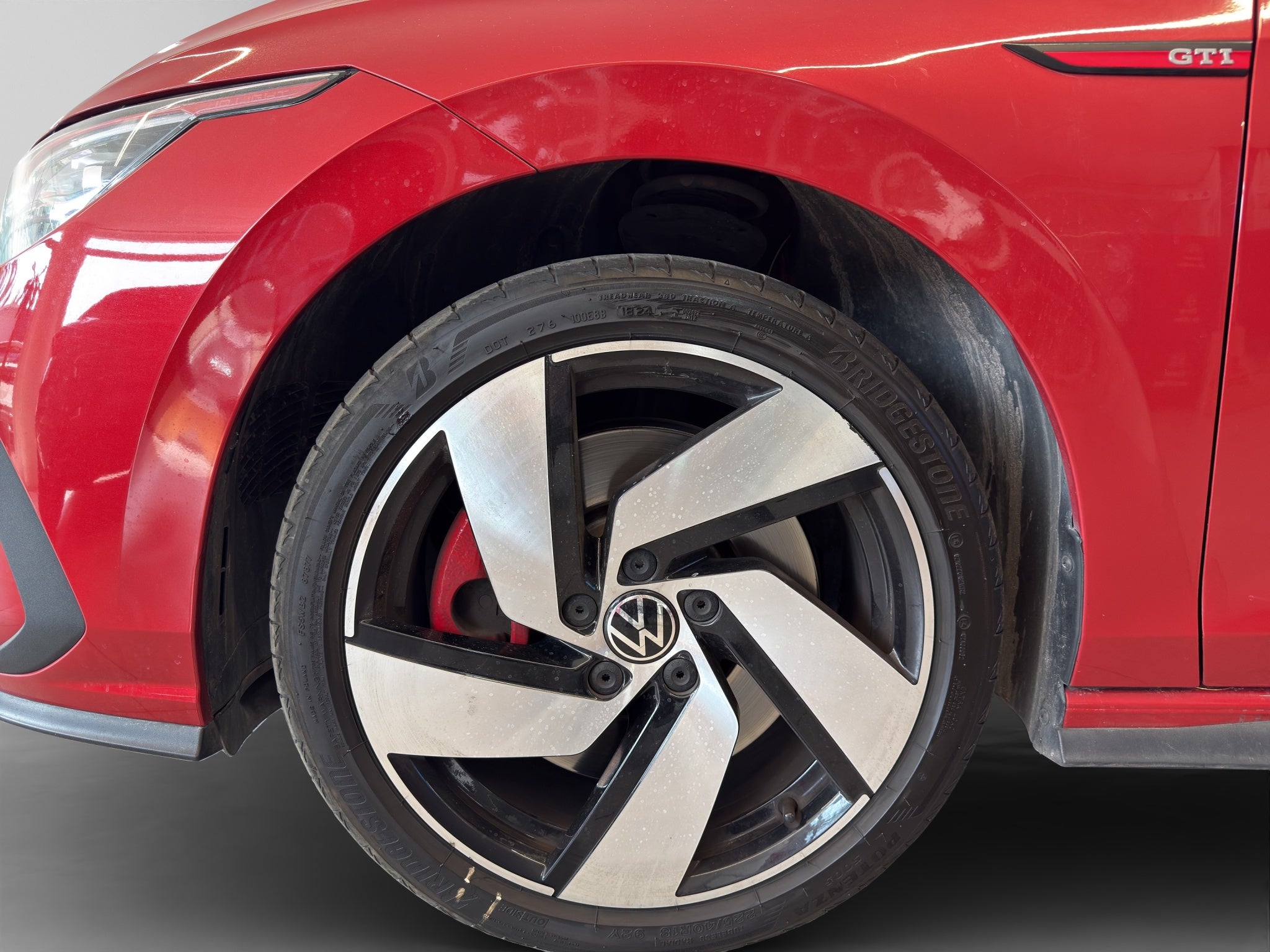 2024 Volkswagen Golf 2.0 GTI Dsg Navegación Piel At