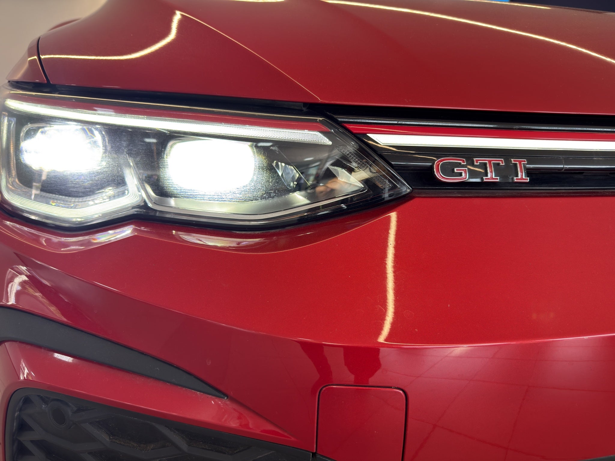 2024 Volkswagen Golf 2.0 GTI Dsg Navegación Piel At