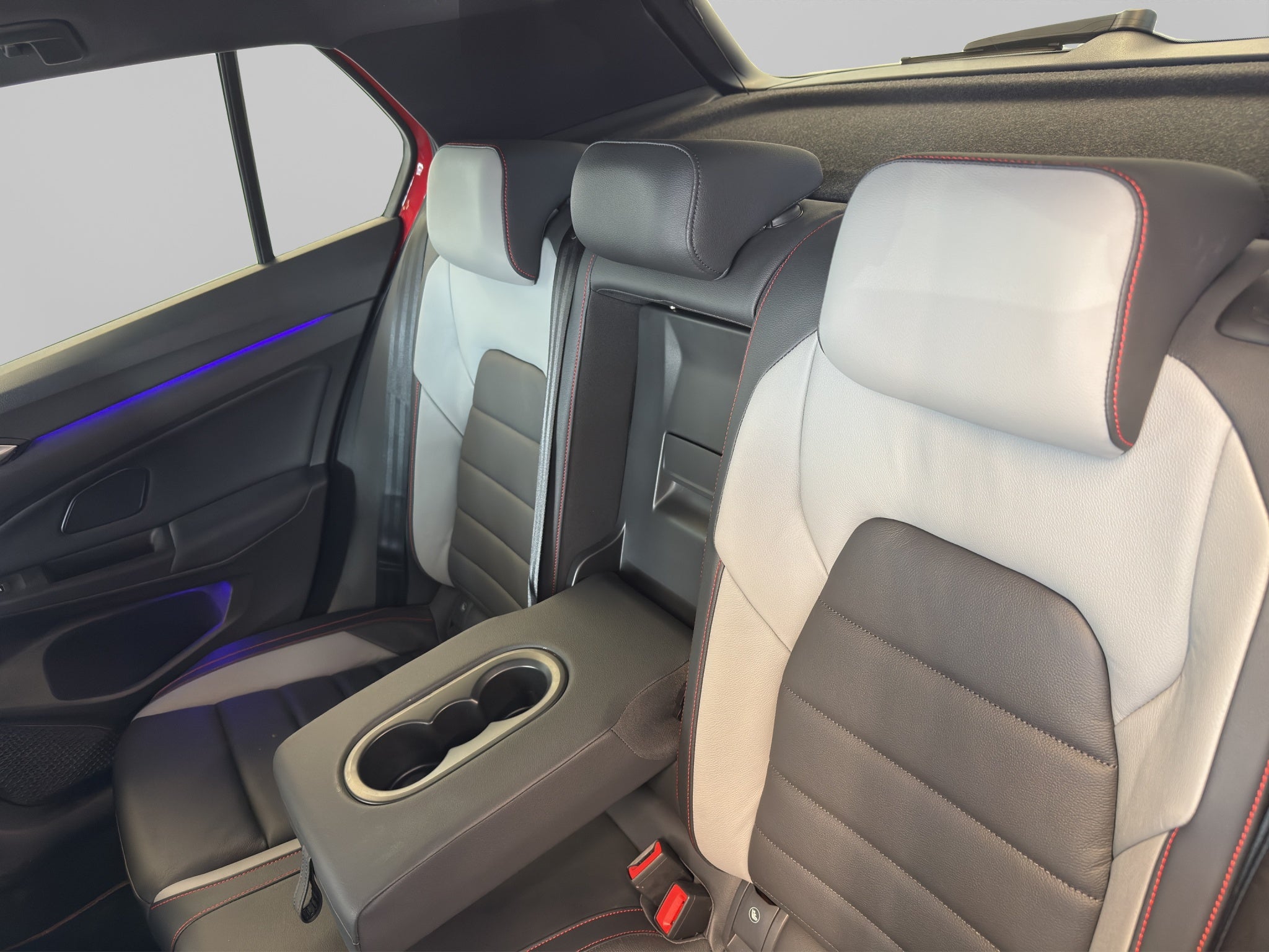 2024 Volkswagen Golf 2.0 GTI Dsg Navegación Piel At