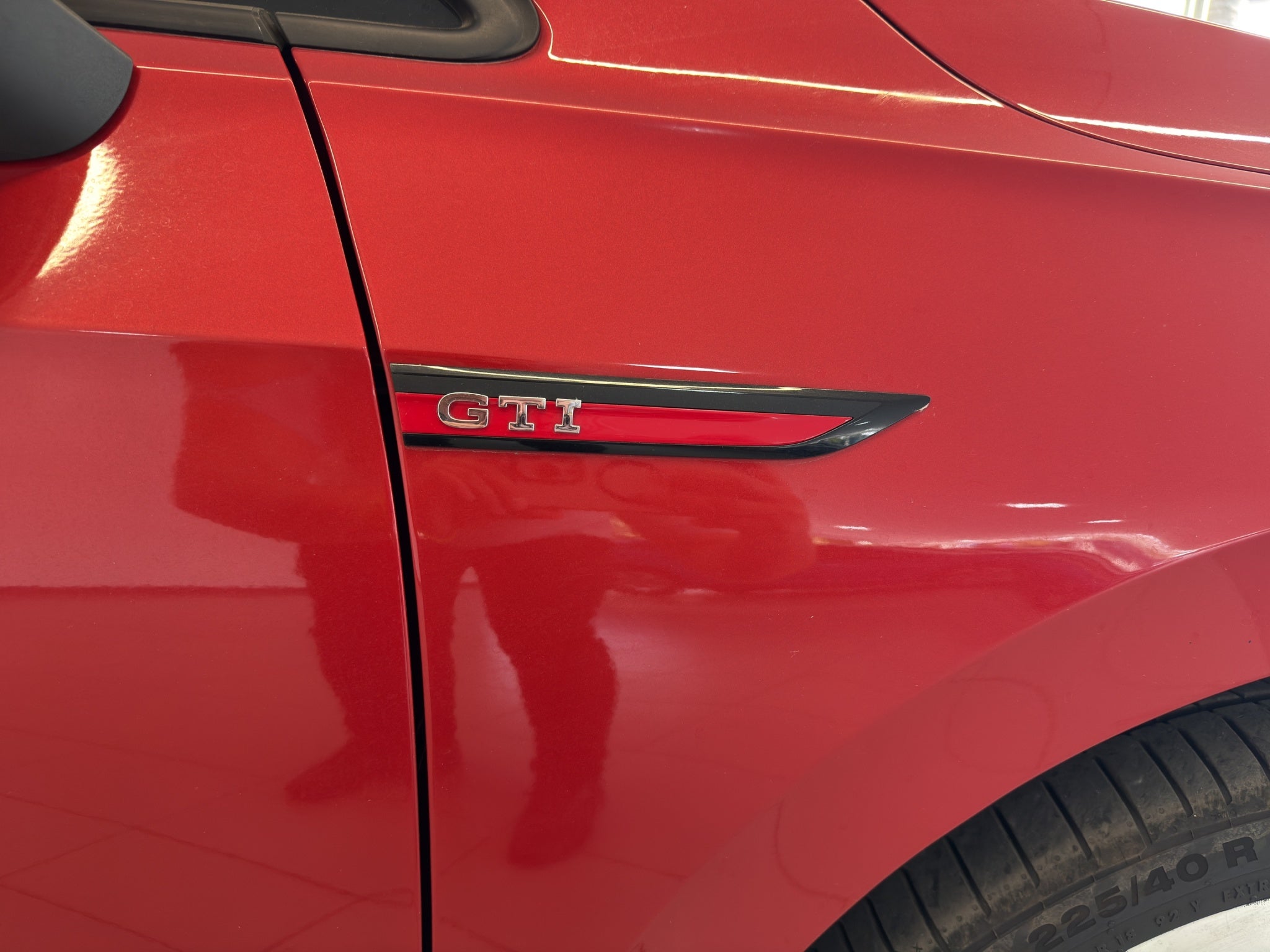 2024 Volkswagen Golf 2.0 GTI Dsg Navegación Piel At