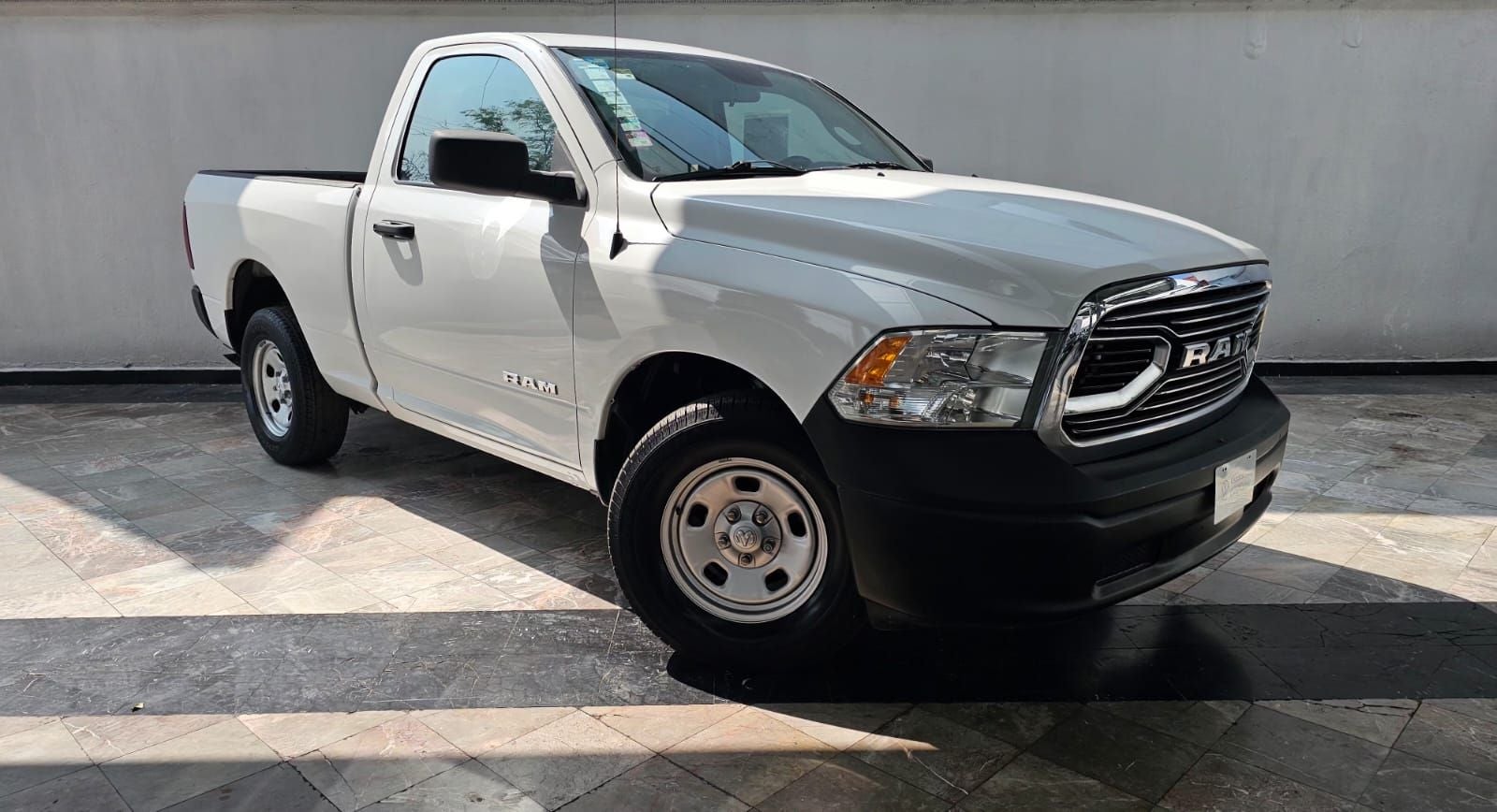 2020 RAM 1500 3.3 V6 XL Cab Regular 4x2 AT