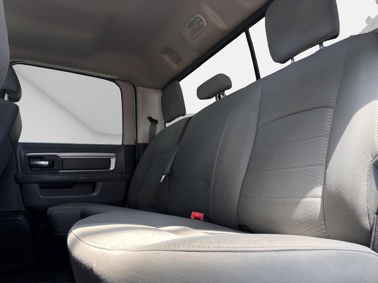 2020 RAM 1500 3.3 V6 XL Crew Cab 4x4 At