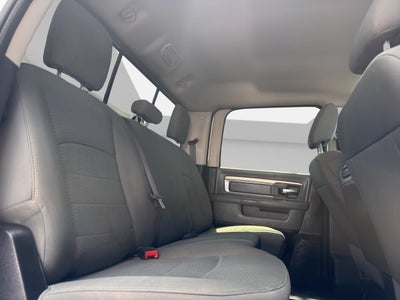2020 RAM 1500 3.3 V6 XL Crew Cab 4x4 At