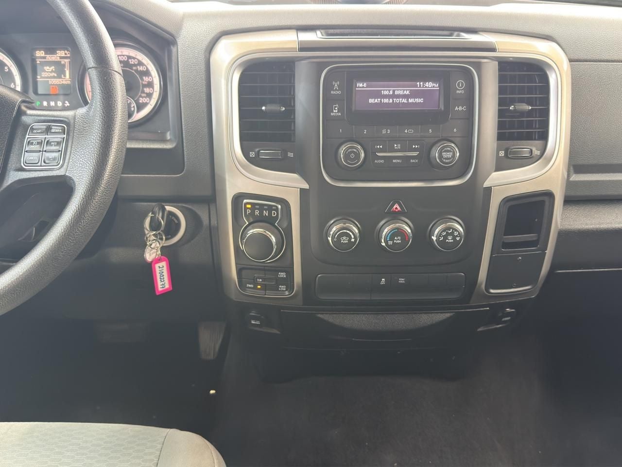 2020 RAM 1500 3.3 V6 XL Crew Cab 4x4 At