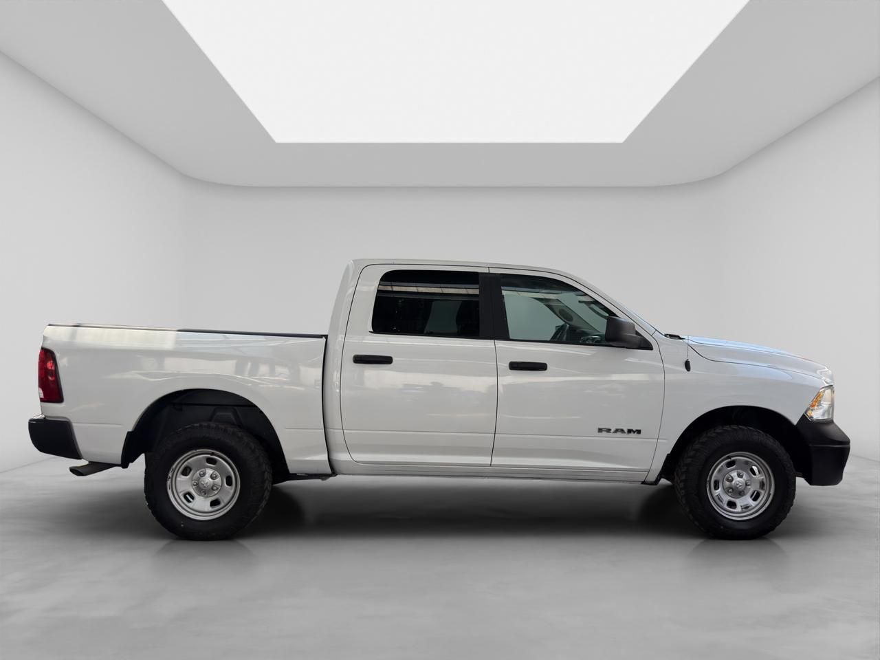 2020 RAM 1500 3.3 V6 XL Crew Cab 4x4 At
