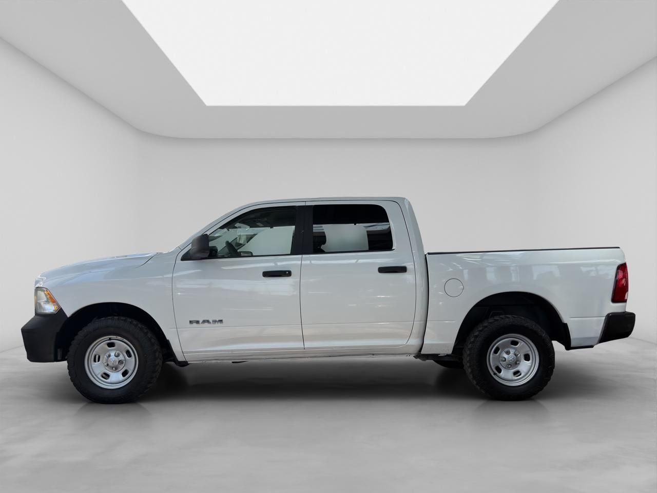 2020 RAM 1500 3.3 V6 XL Crew Cab 4x4 At