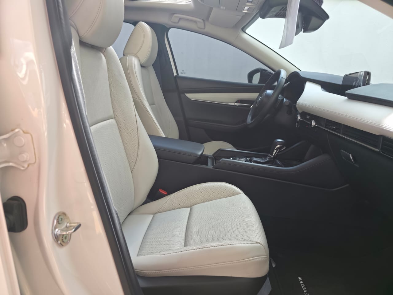 2025 Mazda Mazda 3 2.5 Signature Sedan At