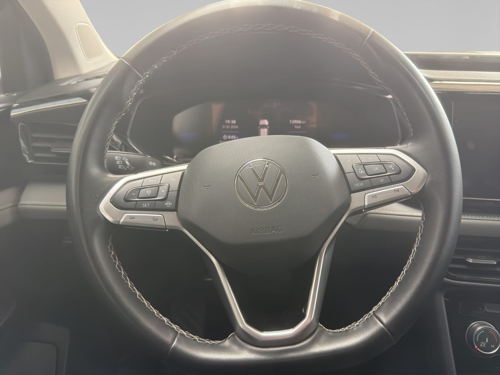 2024 Volkswagen Taos 1.4 Comfortline Plus At