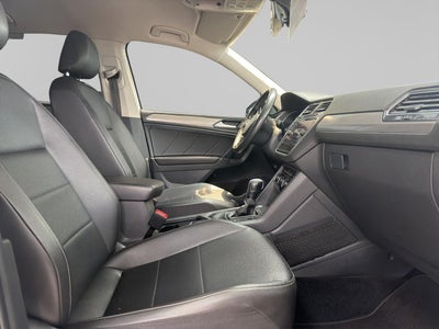 2020 Volkswagen Tiguan 1.4 Comfortline 7p At piel