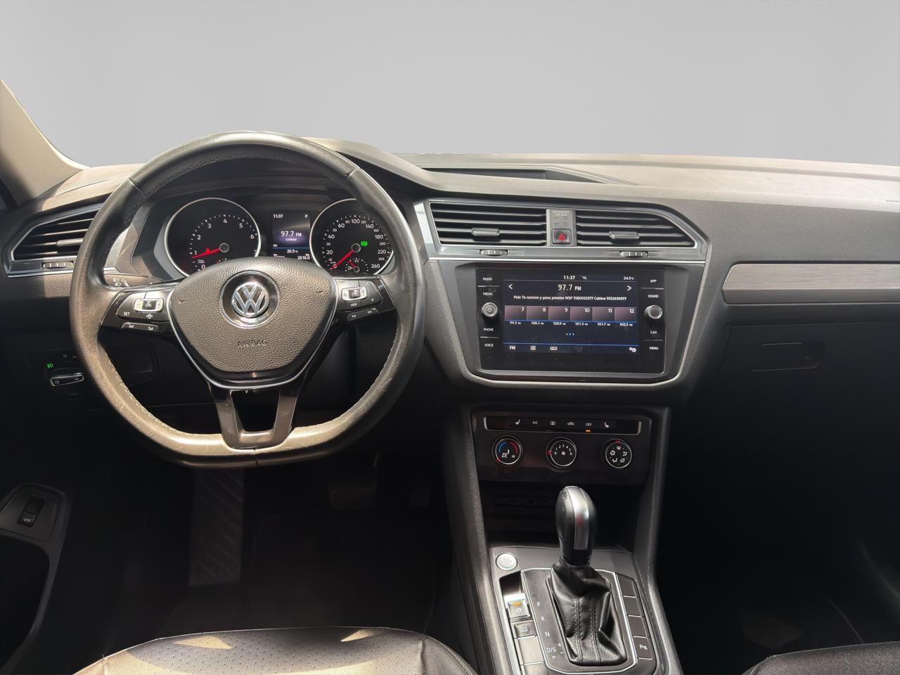 2020 Volkswagen Tiguan 1.4 Comfortline 7p At piel