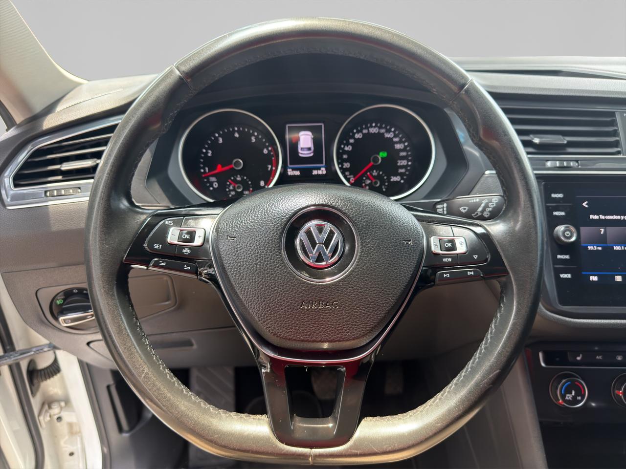 2020 Volkswagen Tiguan 1.4 Comfortline 7p At piel